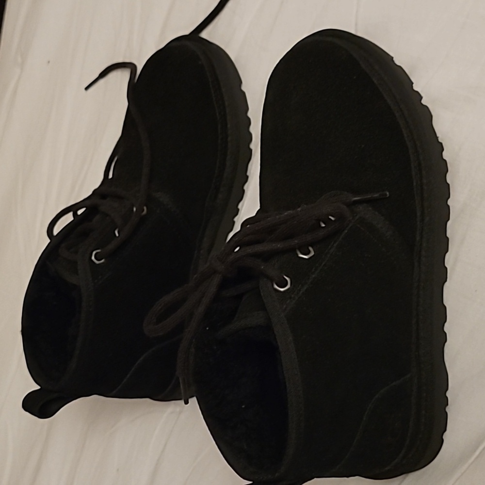 Ugg “Neumel” boots